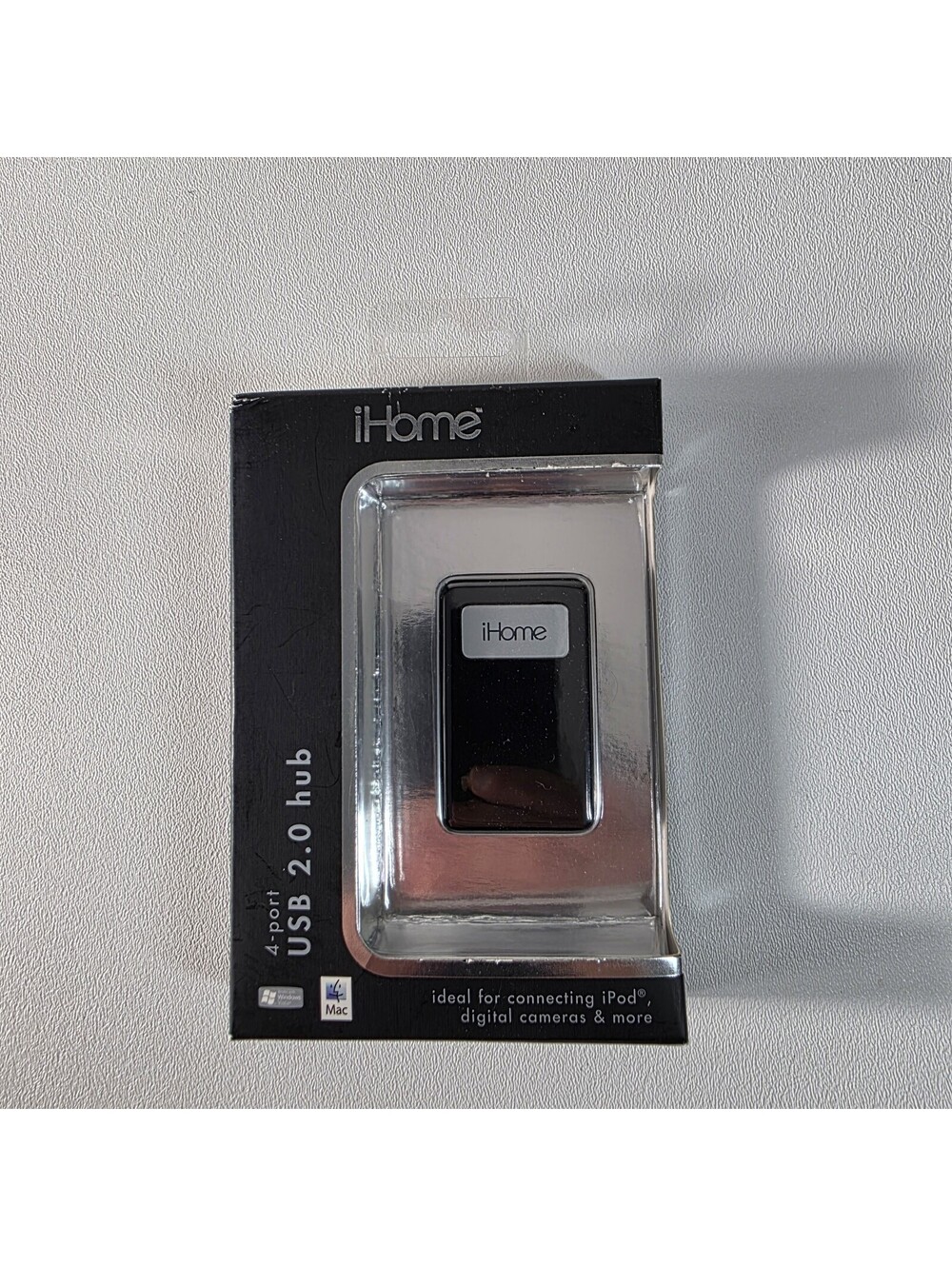 iHome 4-Port USB 2.0 Hub for MP3, Camera etc Windows PC & Mac Compatible